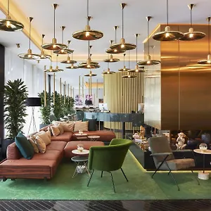 Hotel Roomers Munich, Autograph Collection *****