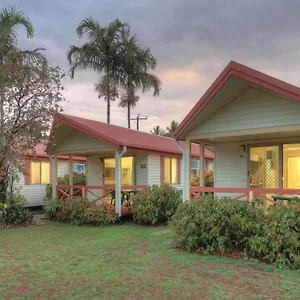 Holiday park Flying Fish Point Tourist Park **
